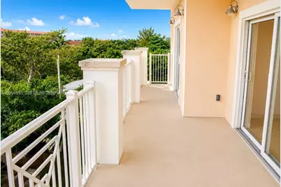 1931 NE 2nd St #405, Deerfield Beach, FL 33441 - Photo 14