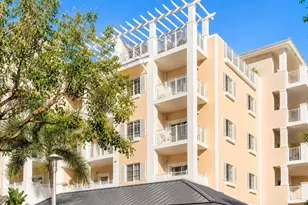 1931 NE 2nd St, Deerfield Beach, FL 33441 - Photo 2
