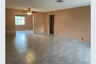 1024 NW 90th Way, Plantation, FL 33322 - Photo 2
