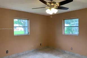 1024 NW 90th Way, Plantation, FL 33322 - Photo 10