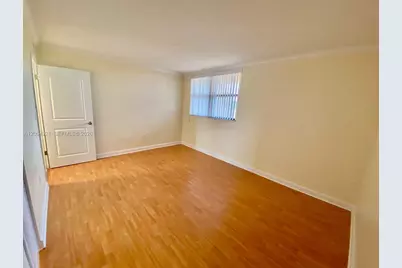 8881 A Fontainebleau Blvd #307, Miami, FL 33172 - Photo 26