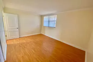 8881A Fontainebleau Blvd, Miami, FL 33172 - Photo 26