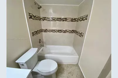 8881 A Fontainebleau Blvd #307, Miami, FL 33172 - Photo 20