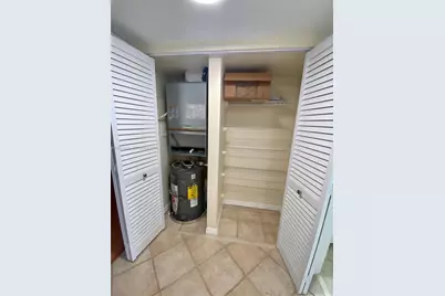 8881 A Fontainebleau Blvd #307, Miami, FL 33172 - Photo 18