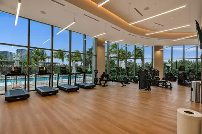 2411 Laguna Cir #2408, Miami, FL 33181 - Photo 30