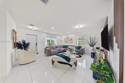 530 SW 7th Ave, Homestead, FL 33030 - Photo 4