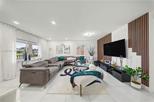 530 SW 7th Ave, Homestead, FL 33030 - Photo 1