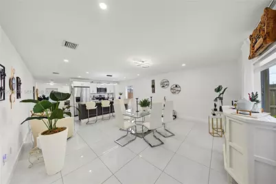 530 SW 7th Ave, Homestead, FL 33030 - Photo 6