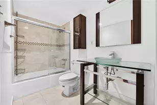 19380 Collins Ave, Sunny Isles Beach, FL 33160 - Photo 12