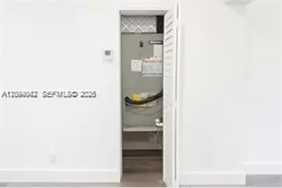 307 SW 15th St, Fort Lauderdale, FL 33315 - Photo 10