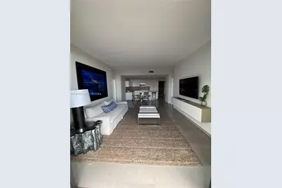 88 SW 7th St #1904, Miami, FL 33130 - Photo 8