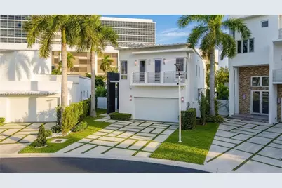 8221 NW 34th Dr, Doral, FL 33122 - Photo 72
