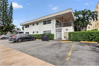1740 Funston St #8, Hollywood, FL 33020 - Photo 18