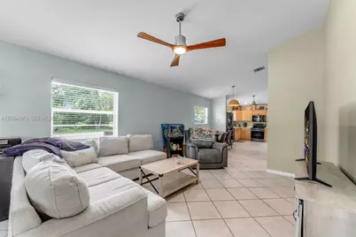 547 Plante St, Key Largo, FL 33037 - Photo 2