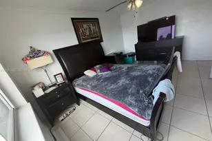 11005 SW 1st St, Sweetwater, FL 33174 - Photo 6