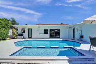 2330 NE 195th St, Miami, FL 33180 - Photo 30