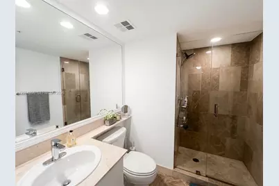325 S Biscayne Blvd #2722, Miami, FL 33131 - Photo 18