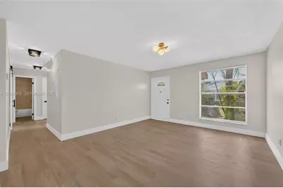20816 SW 103rd Pl, Cutler Bay, FL 33189 - Photo 6