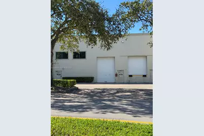 8450 NW 30th Ter #8450, Doral, FL 33122 - Photo 1