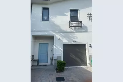 634 SW 12th St, Florida City, FL 33034 - Photo 2