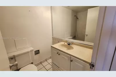 7441 Wayne Ave #8O, Miami Beach, FL 33141 - Photo 16