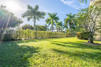 19529 SW 80th Ct, Cutler Bay, FL 33157 - Photo 14