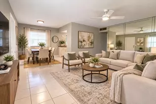 180 Saxony D, Delray Beach, FL 33446 - Photo 2