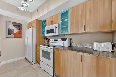 17555 Atlantic Blvd #TS6, Sunny Isles Beach, FL 33160 - Photo 8