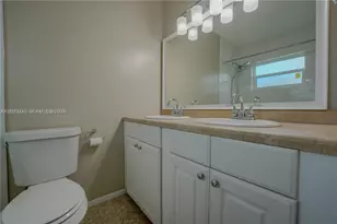 2403 SW 58th Manor, Fort Lauderdale, FL 33312 - Photo 12