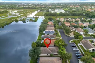 11817 SW 7th St, Pembroke Pines, FL 33025 - Photo 32