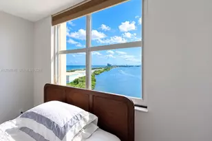 300 Bayview Dr, Sunny Isles Beach, FL 33160 - Photo 12