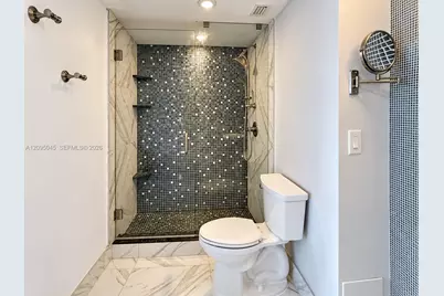 300 Bayview Dr #2014, Sunny Isles Beach, FL 33160 - Photo 16