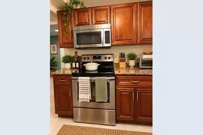 3141 NW 47th Ter #122, Lauderdale Lakes, FL 33319 - Photo 8