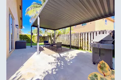 12817 SW 54th Ct, Miramar, FL 33027 - Photo 16