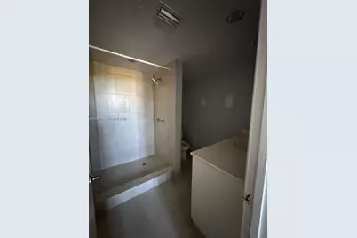 10090 NW 80th Ct #1361, Hialeah Gardens, FL 33016 - Photo 4