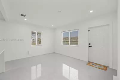 10930 SW 216th St, Miami, FL 33170 - Photo 6