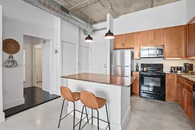 2001 Biscayne Blvd #3405, Miami, FL 33137 - Photo 12