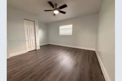 420 NE 18th Ave #5, Homestead, FL 33033 - Photo 8