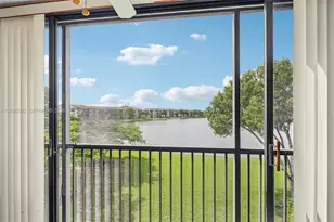 13800 SW 5th Ct, Pembroke Pines, FL 33027 - Photo 40