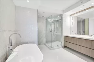 18201 Collins Ave, Sunny Isles Beach, FL 33160 - Photo 6
