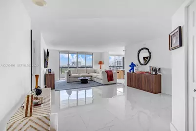 3500 Mystic Pointe Dr #1205, Aventura, FL 33180 - Photo 2
