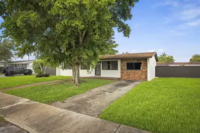 4920 SW 94th Ct, Miami, FL 33165 - Photo 4