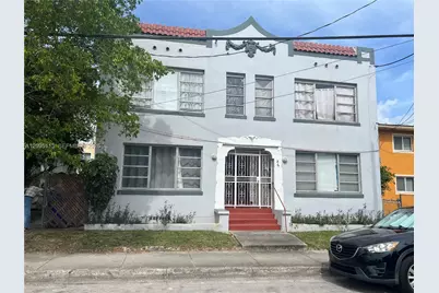 85 NW 17th Pl, Miami, FL 33125 - Photo 2