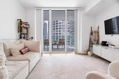 951 Brickell Av #1100, Miami, FL 33131 - Photo 6