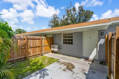 235-237 SW 12th St, Dania Beach, FL 33004 - Photo 22