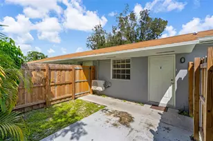 235-237 SW 12th St, Dania Beach, FL 33004 - Photo 22