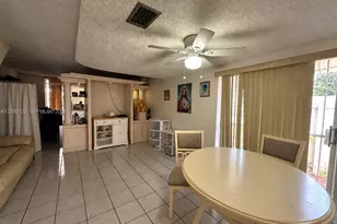 1103 W 39th Terrace, Hialeah, FL 33012 - Photo 4