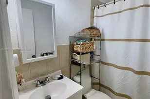 521 NW 44th Ave, Miami, FL 33126 - Photo 16