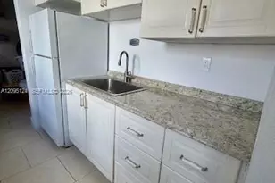 521 NW 44th Ave, Miami, FL 33126 - Photo 10