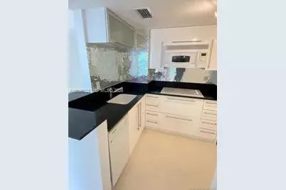 [Address not provided], Miami, FL 33131 - Photo 6